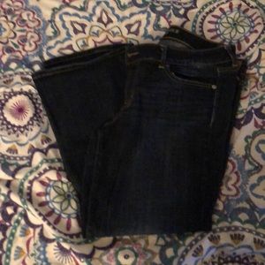 American Eagle women’s favorite boyfriend jeans